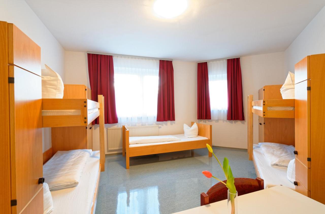 Jugend- Und Familiengaestehaus Klagenfurt Hostel *
